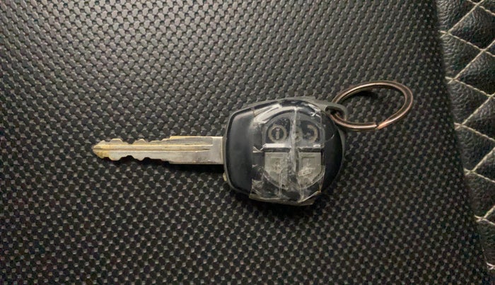 2016 Maruti Baleno DELTA CVT PETROL 1.2, Petrol, Automatic, 49,656 km, Key Close Up