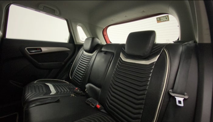 2016 Maruti Vitara Brezza ZDI, Diesel, Manual, 43,471 km, Right Side Rear Door Cabin