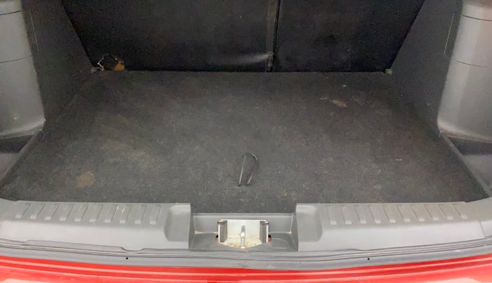 2016 Maruti Vitara Brezza ZDI, Diesel, Manual, 43,471 km, Boot Inside