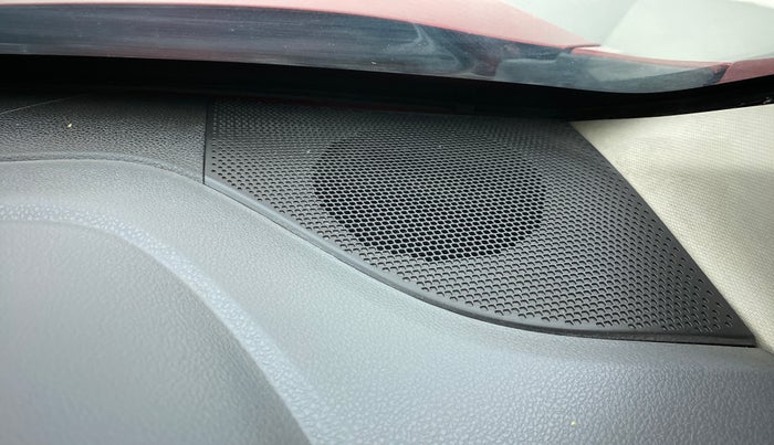 2017 Renault Kwid RXT 1.0 EASY-R AT OPTION, Petrol, Automatic, 41,069 km, Speakers