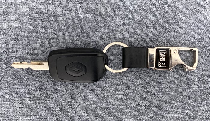 2017 Renault Kwid RXT 1.0 EASY-R AT OPTION, Petrol, Automatic, 41,069 km, Key Close-up