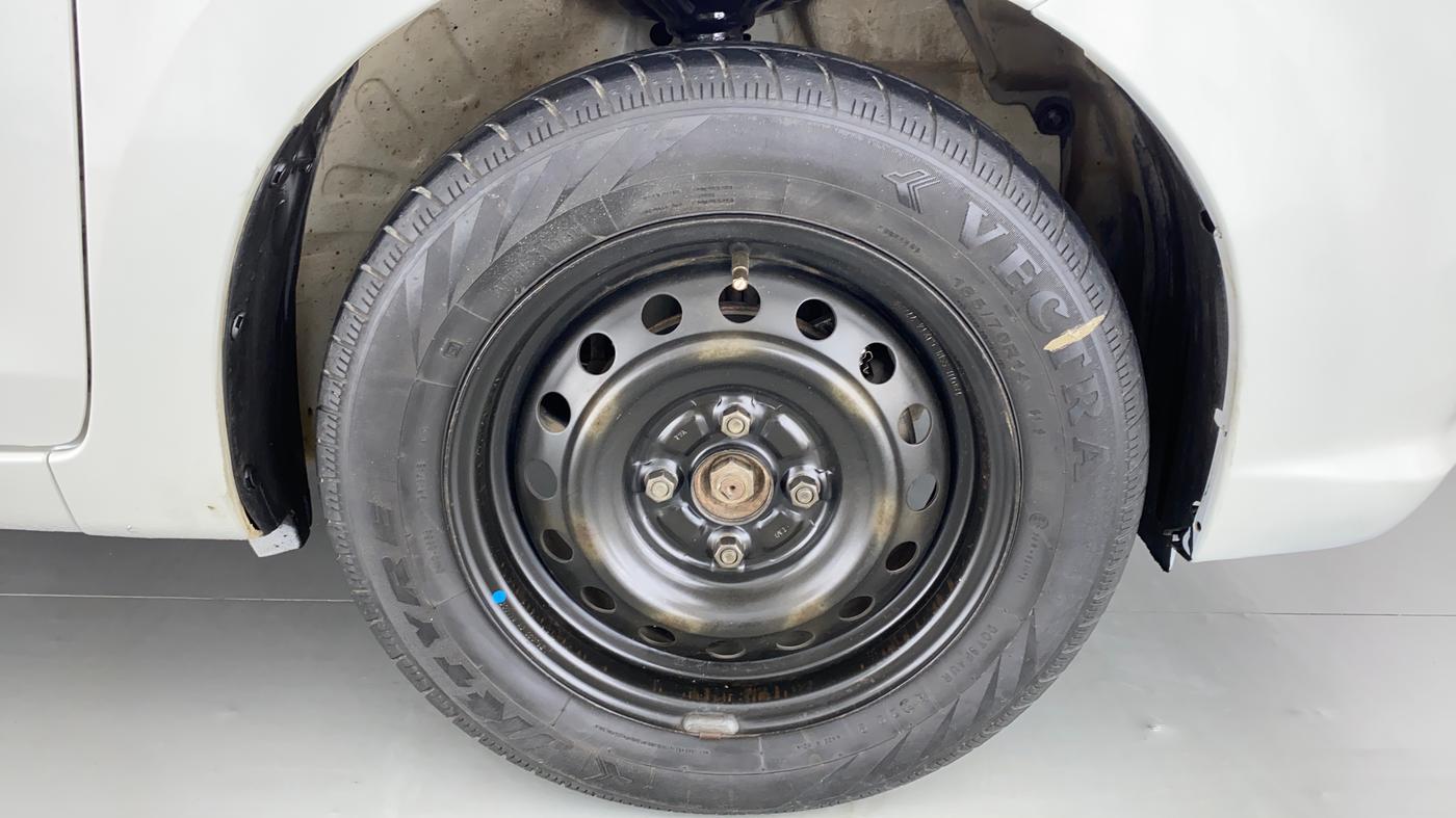 2018 Maruti Celerio VXI CNG D, CNG, Manual, 79,967 km, Right Front Wheel