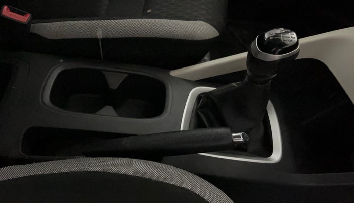 2021 Nissan MAGNITE XL, Petrol, Manual, 20,293 km, Gear Lever