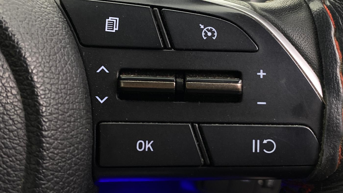 2021 Hyundai NEW I20 ASTA (O) 1.2 MT, Petrol, Manual, 25,587 km, Adaptive Cruise Control