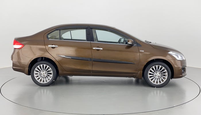 2016 Maruti Ciaz ZDI+ SHVS, Diesel, Manual, 27,465 km, Right Side View