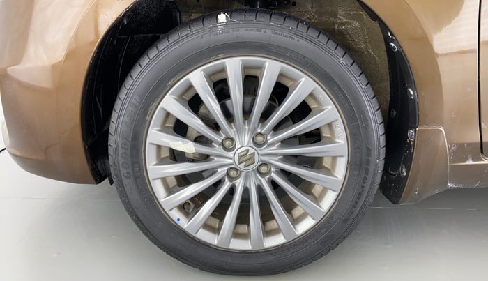 2016 Maruti Ciaz ZDI+ SHVS, Diesel, Manual, 27,465 km, Left Front Wheel