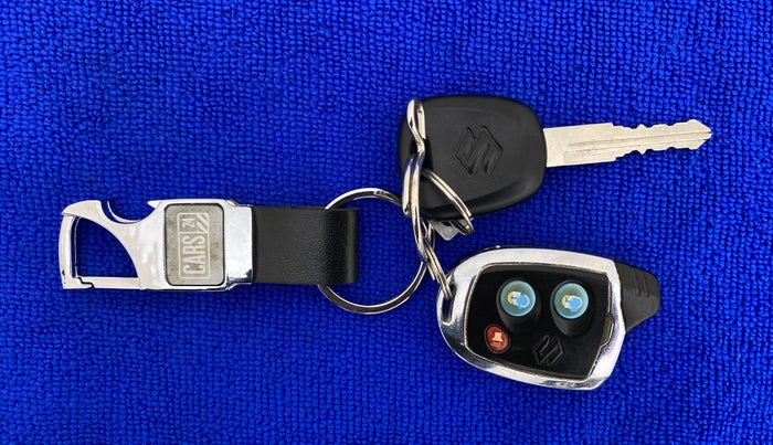 2012 Maruti Ritz VXI, Petrol, Manual, 47,366 km, Key Close Up