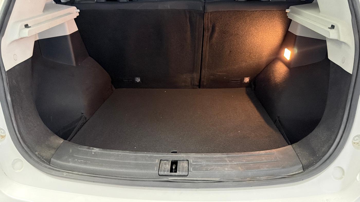 2023 MG ASTOR STYLE 1.5 MT, Petrol, Manual, 37,244 km, Boot Inside