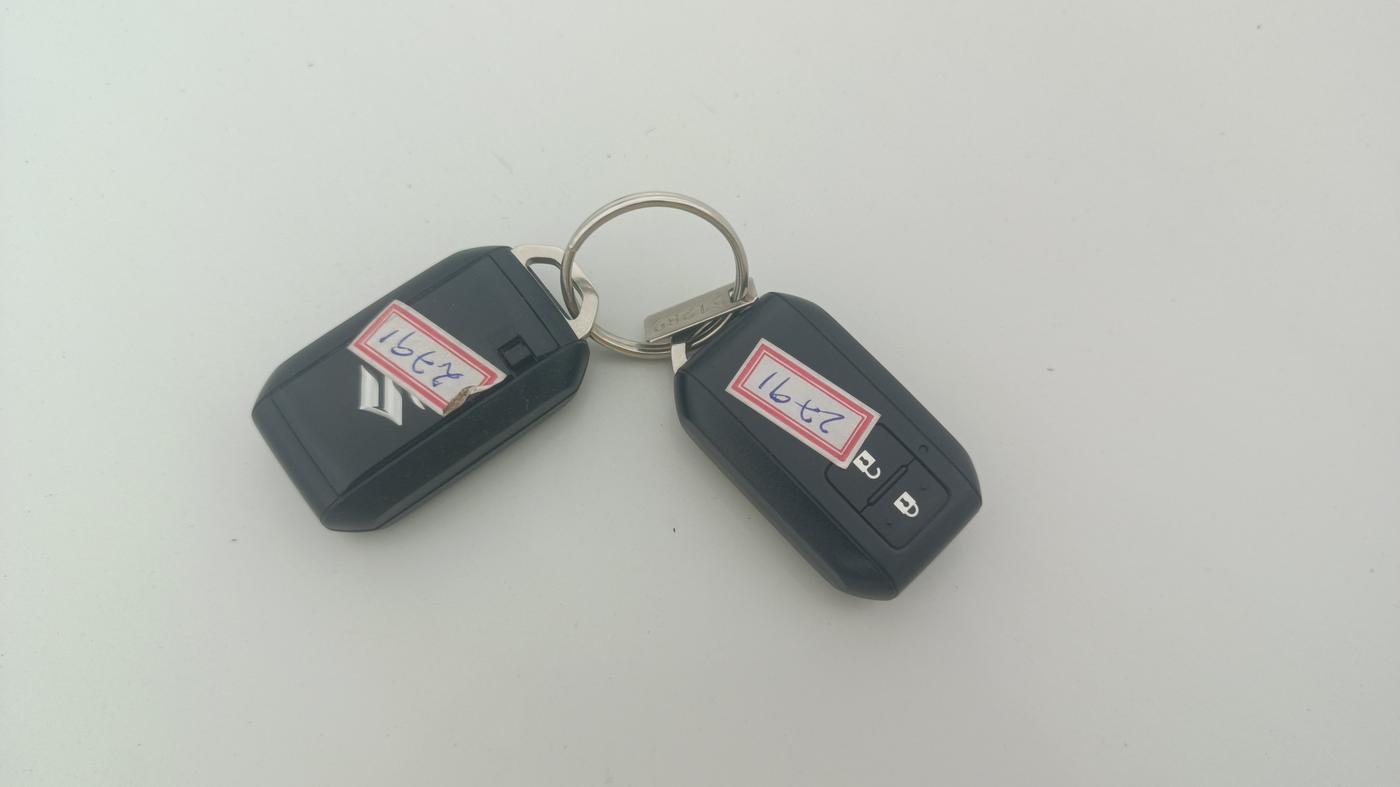 2024 Maruti Grand Vitara ALPHA PLUS HYBRID ECVT, Hybrid, Automatic, 17,504 km, Key Close Up