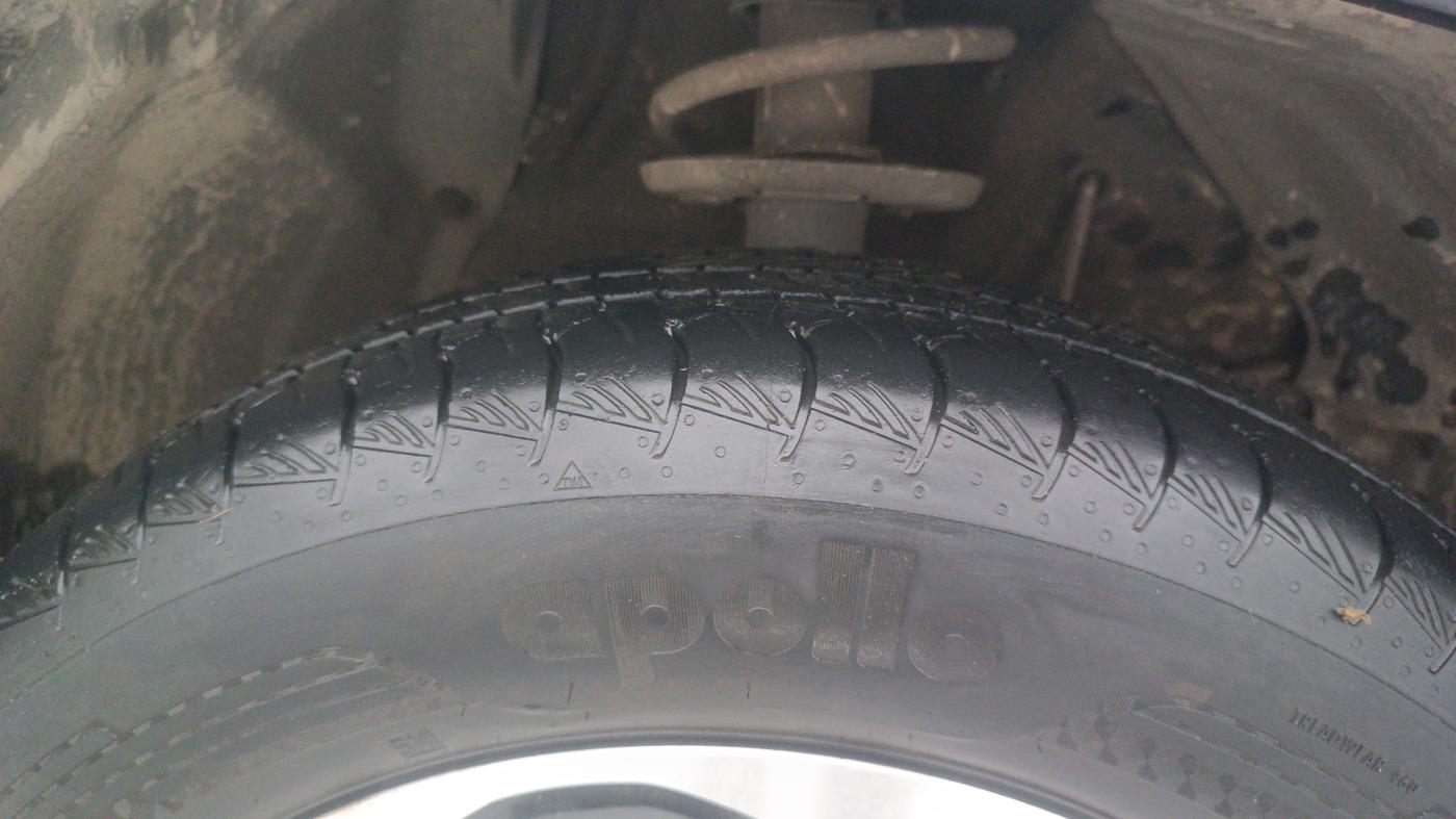 2024 Maruti Grand Vitara ALPHA PLUS HYBRID ECVT, Hybrid, Automatic, 17,504 km, Right Front Tyre Tread