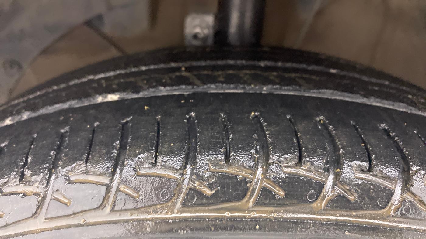 2017 Maruti Baleno SIGMA PETROL 1.2, Petrol, Manual, 70,194 km, Left Front Tyre Tread