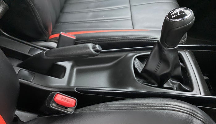 2017 Maruti Baleno SIGMA PETROL 1.2, Petrol, Manual, 70,194 km, Gear Lever
