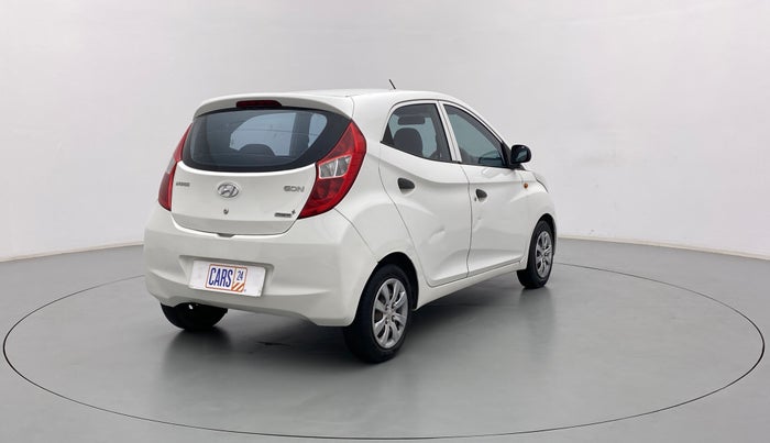 2013 Hyundai Eon MAGNA +, CNG, Manual, 1,02,003 km, Right Back Diagonal