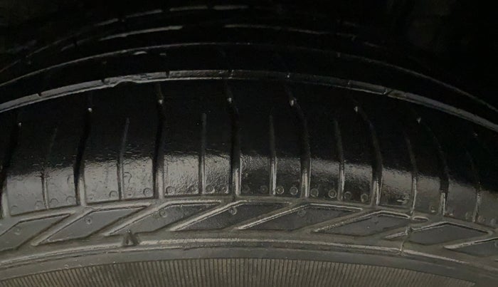2019 Tata NEXON XMA PETROL, Petrol, Automatic, 47,239 km, Left Rear Tyre Tread