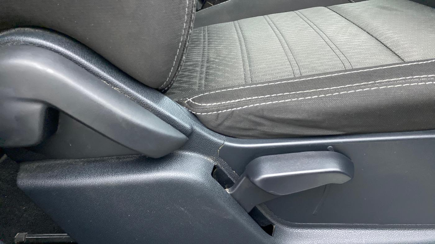 2019 Ford Ecosport TITANIUM 1.5L DIESEL, Diesel, Manual, 67,581 km, Driver Side Adjustment Panel