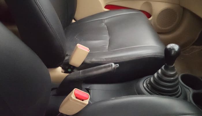 2013 Honda Brio EX MT, CNG, Manual, 67,414 km, Gear Lever