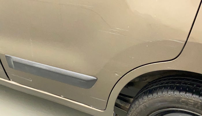 2013 Maruti Wagon R 1.0 VXI, Petrol, Manual, 52,514 km, Rear left door - Minor scratches