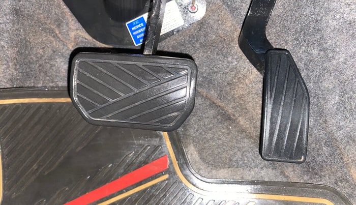 2015 Maruti Celerio ZXI AMT, Petrol, Automatic, 1,33,222 km, Pedals