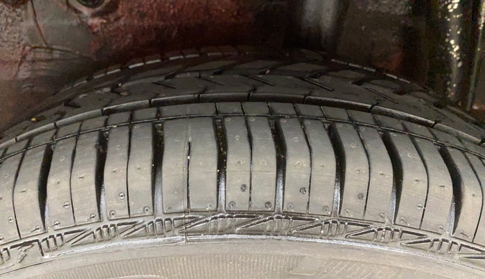 2015 Maruti Celerio ZXI AMT, Petrol, Automatic, 1,33,222 km, Left Rear Tyre Tread