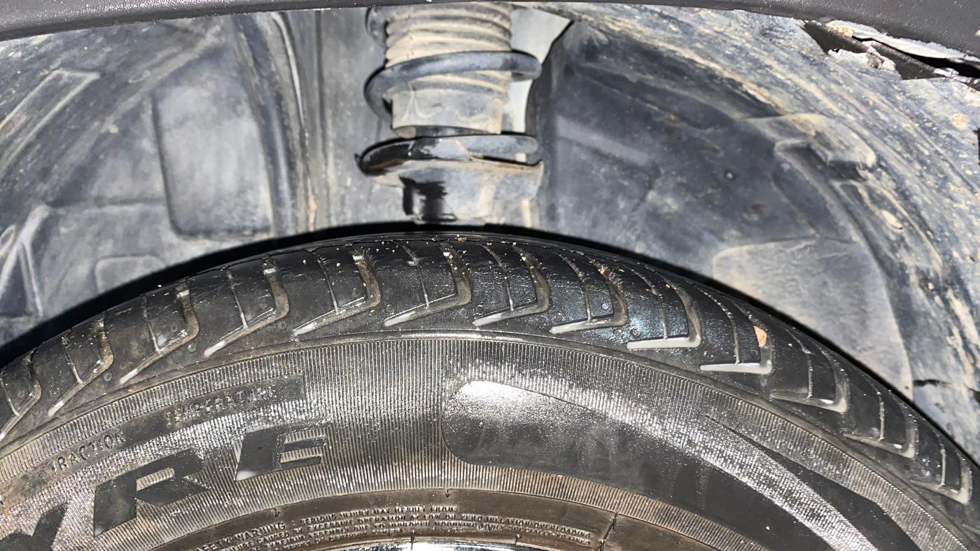2017 Renault Kwid CLIMBER 1.0 AMT, Petrol, Automatic, 47,195 km, Left Front Tyre Tread