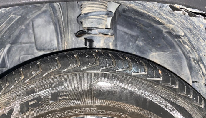 2017 Renault Kwid CLIMBER 1.0 AMT, Petrol, Automatic, 47,173 km, Left Front Tyre Tread