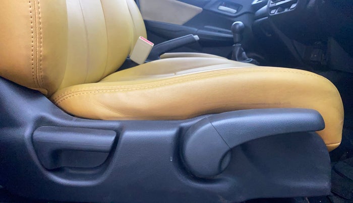 2017 Honda Jazz 1.2L I-VTEC SV, Petrol, Manual, 43,475 km, Driver Side Adjustment Panel