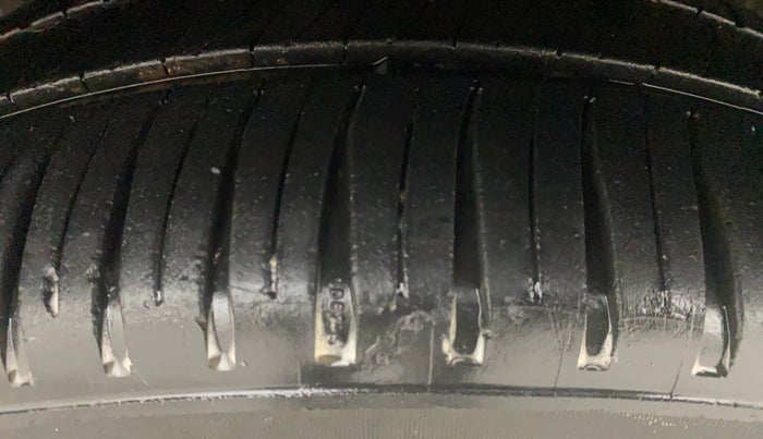 2017 Honda Jazz 1.2L I-VTEC SV, Petrol, Manual, 43,475 km, Left Front Tyre Tread