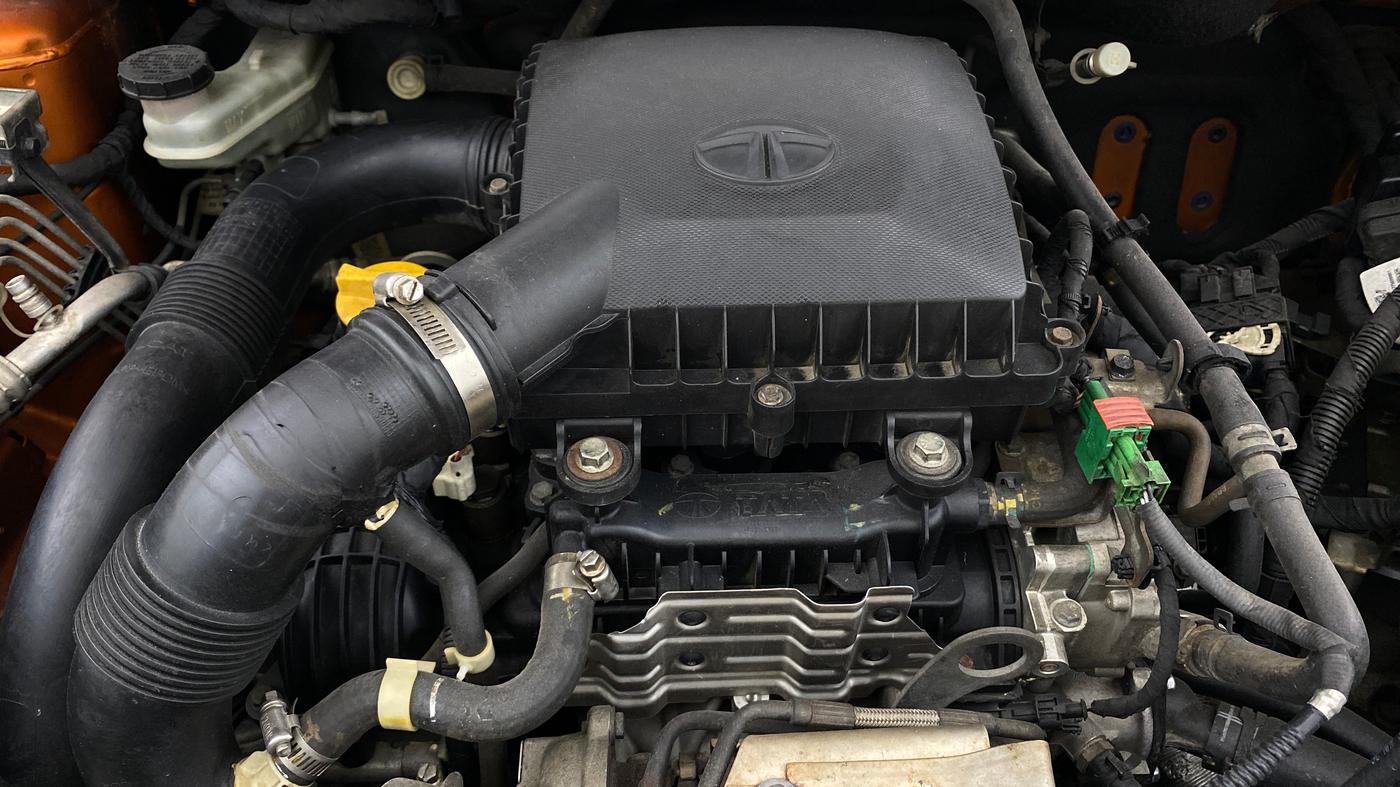 2018 Tata NEXON XZA PLUS PETROL, Petrol, Automatic, 91,451 km, Engine View