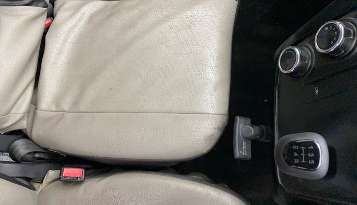 2019 Mahindra KUV 100 NXT K2 P 6 STR, Petrol, Manual, 45,588 km, Gear Lever