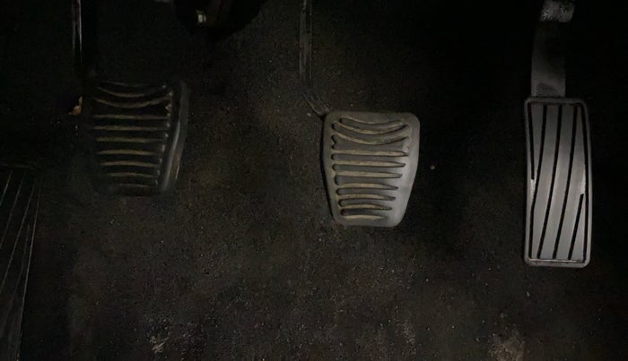 2019 Mahindra KUV 100 NXT K2 P 6 STR, Petrol, Manual, 45,588 km, Pedals