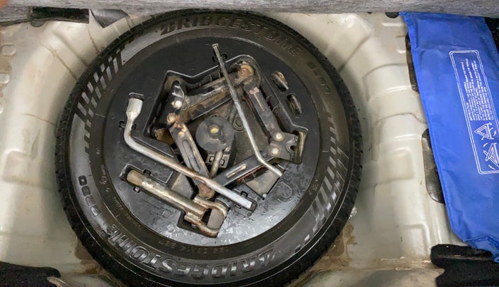 2019 Mahindra KUV 100 NXT K2 P 6 STR, Petrol, Manual, 45,588 km, Spare Tyre