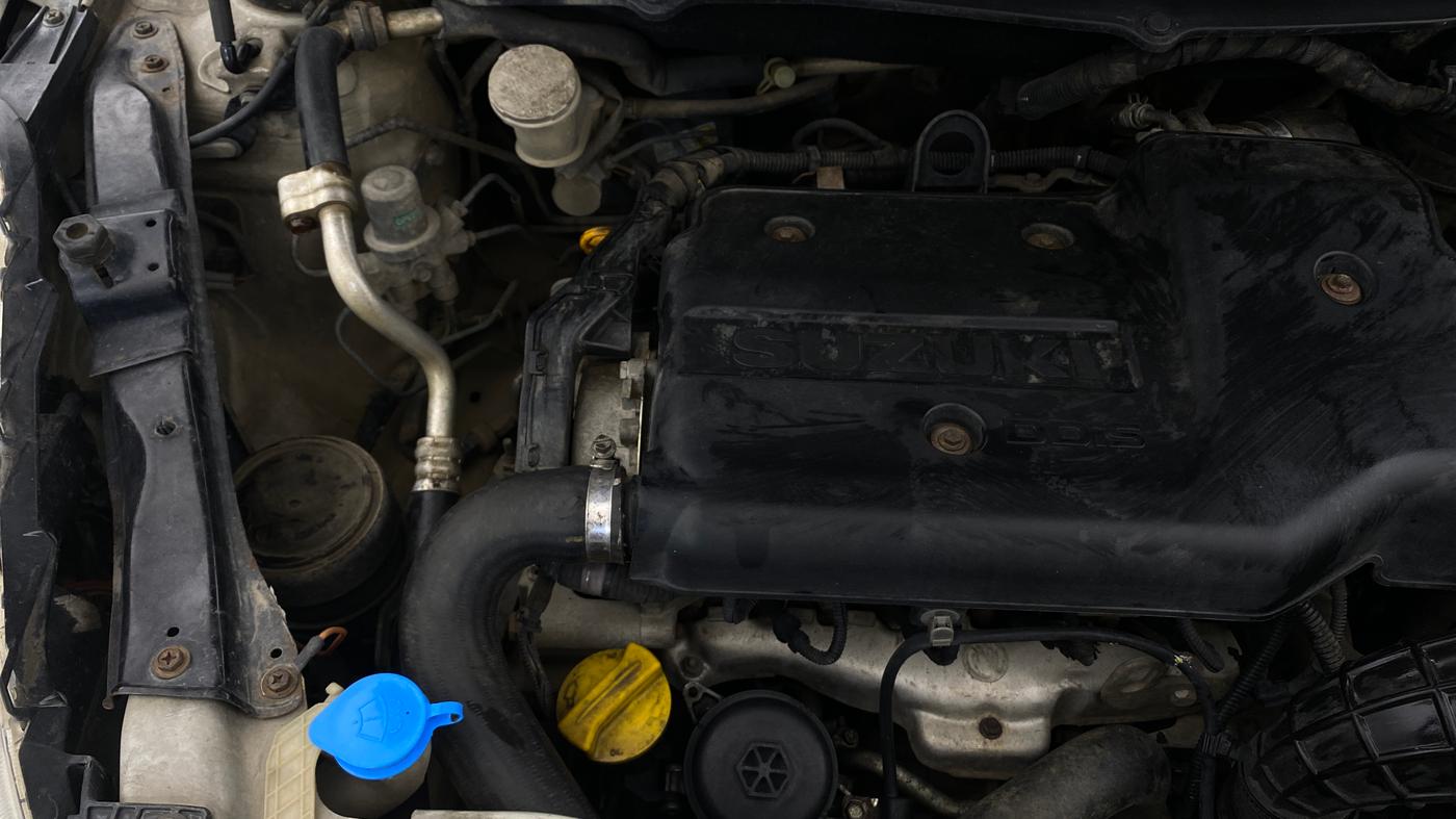 2014 Maruti Swift Dzire VDI, Diesel, Manual, 1,30,761 km, Engine View - Right