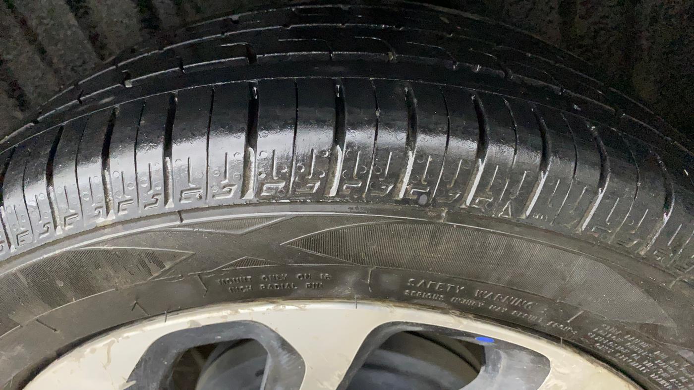2022 Maruti Baleno ALPHA PETROL 1.2, Petrol, Manual, 1,24,322 km, Left Rear Tyre Tread