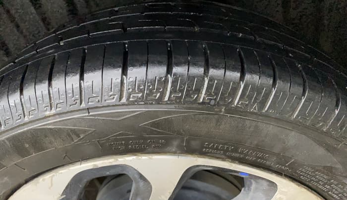 2022 Maruti Baleno ALPHA PETROL 1.2, Petrol, Manual, 1,24,322 km, Left Rear Tyre Tread