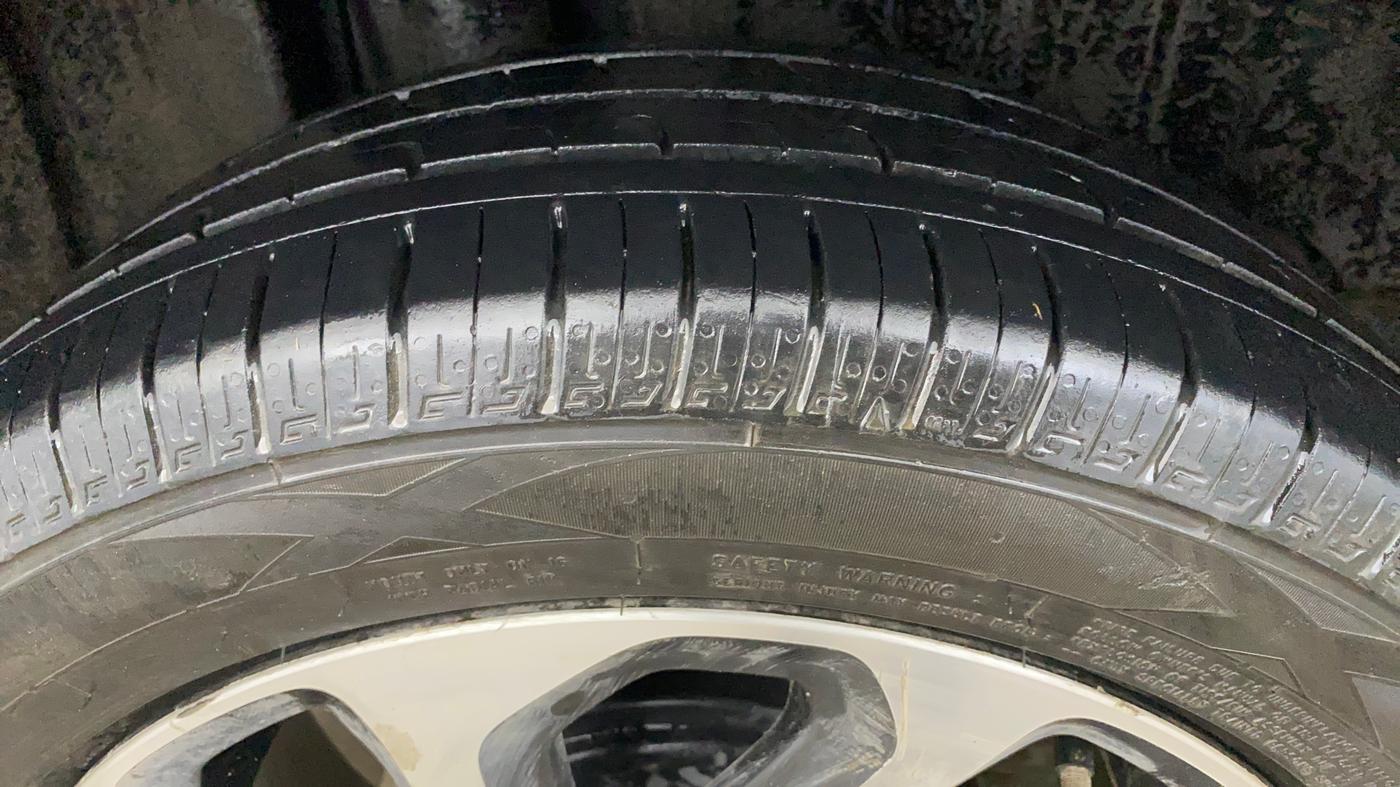 2022 Maruti Baleno ALPHA PETROL 1.2, Petrol, Manual, 1,24,322 km, Right Rear Tyre Tread