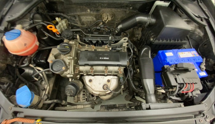 2013 Volkswagen Polo HIGHLINE1.2L, Petrol, Manual, 56,605 km, Open Bonet