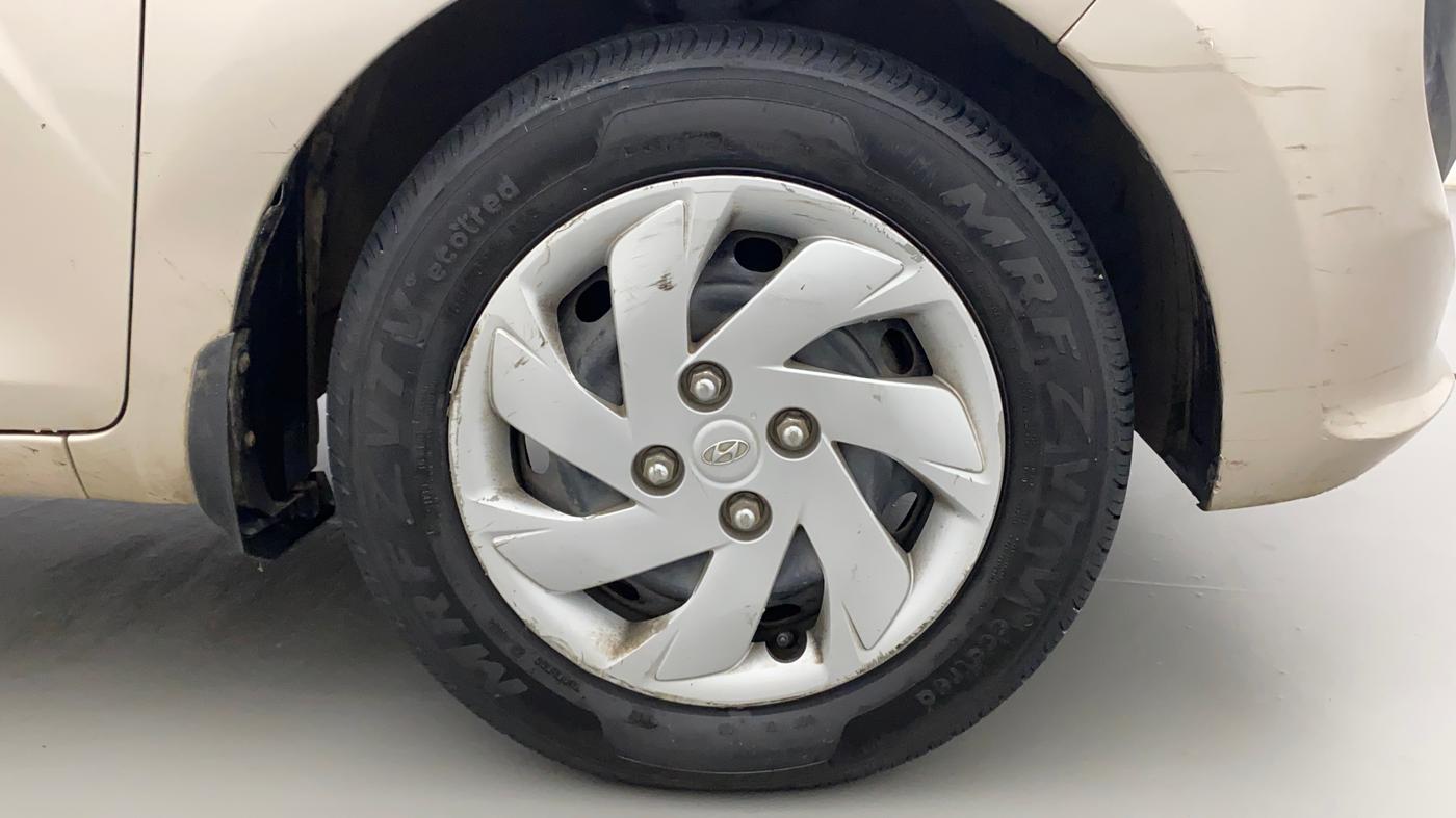 2018 Hyundai NEW SANTRO ASTA MT, Petrol, Manual, 78,499 km, Right Front Wheel