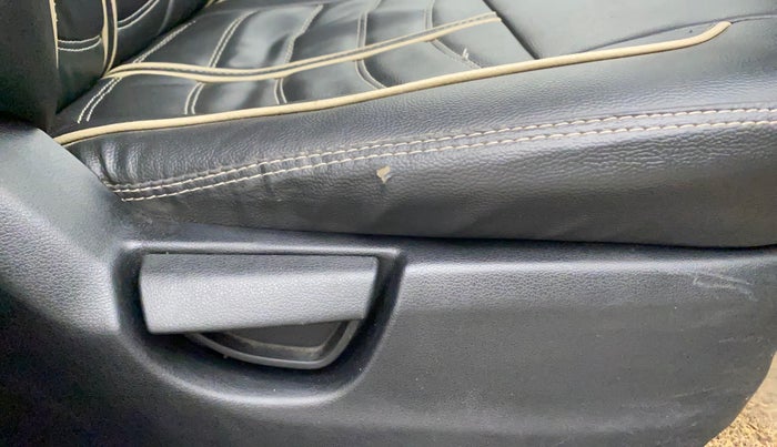 2018 Hyundai NEW SANTRO ASTA MT, Petrol, Manual, 78,499 km, Driver Side Adjustment Panel