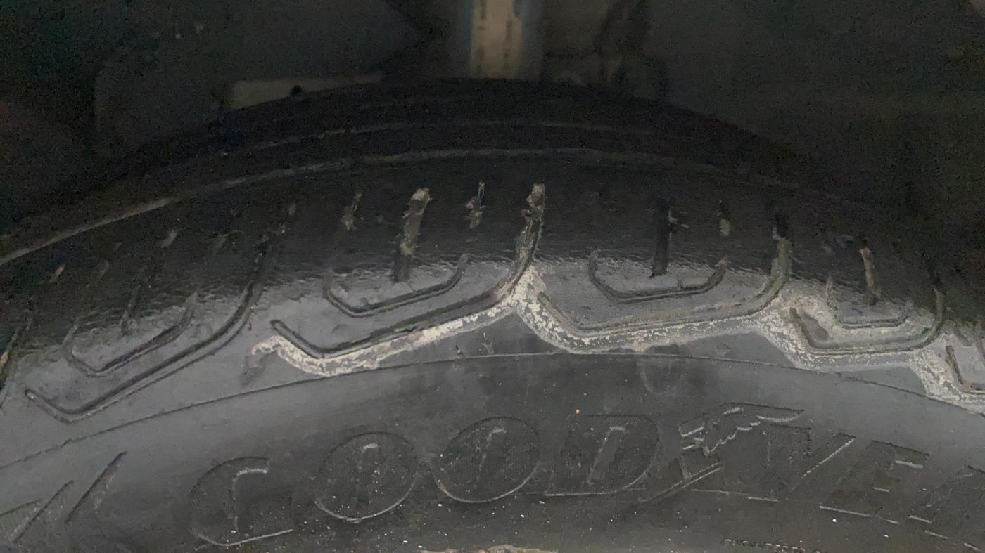 2020 Ford Ecosport TITANIUM + 1.5L DIESEL, Diesel, Manual, 1,16,789 km, Left Front Tyre Tread