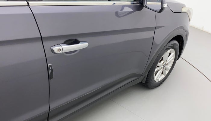 2016 Hyundai Creta SX 1.6 DIESEL, Diesel, Manual, 1,08,129 km, Driver-side door - Minor scratches