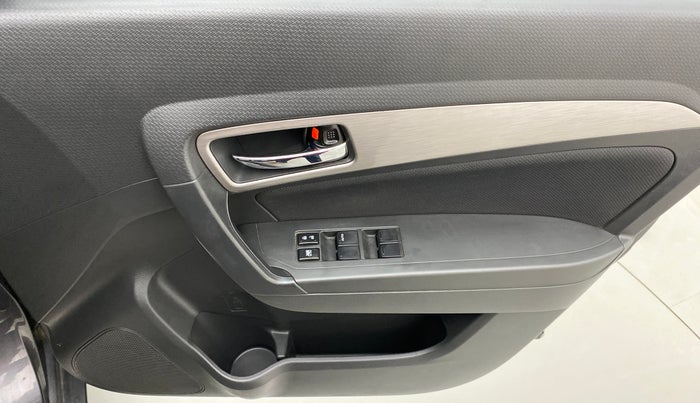 2017 Maruti Vitara Brezza ZDI PLUS, Diesel, Manual, 42,789 km, Driver Side Door Panels Control