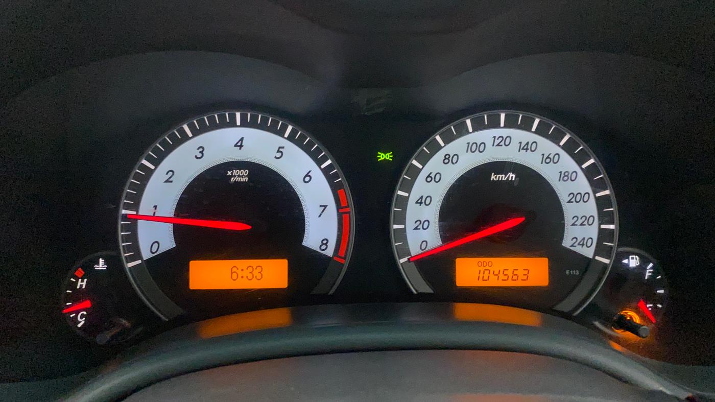 2013 Toyota Corolla Altis GL PETROL, Petrol, Manual, 1,04,902 km, Odometer Image