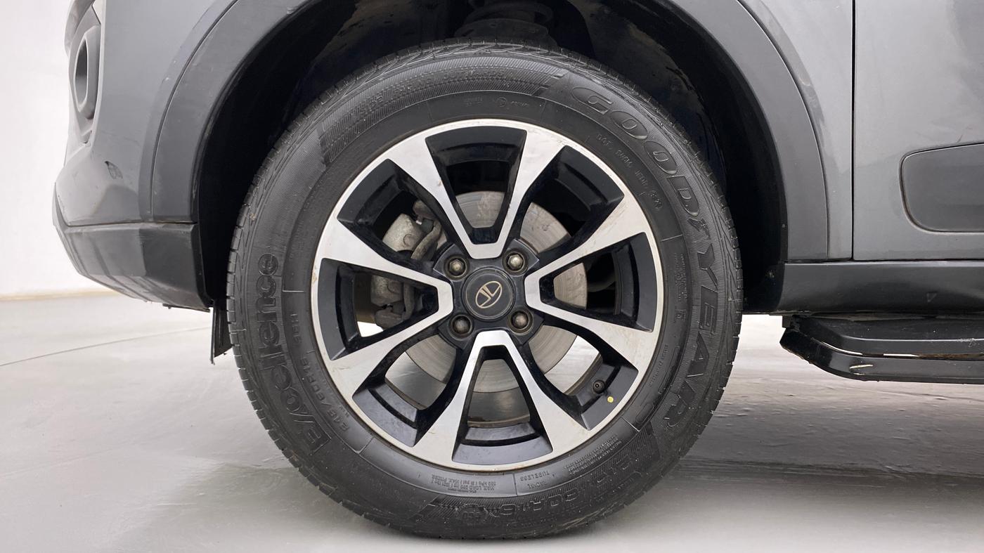 2020 Tata NEXON XZ PLUS PETROL DUAL TONE, Petrol, Manual, 48,997 km, Left Front Wheel