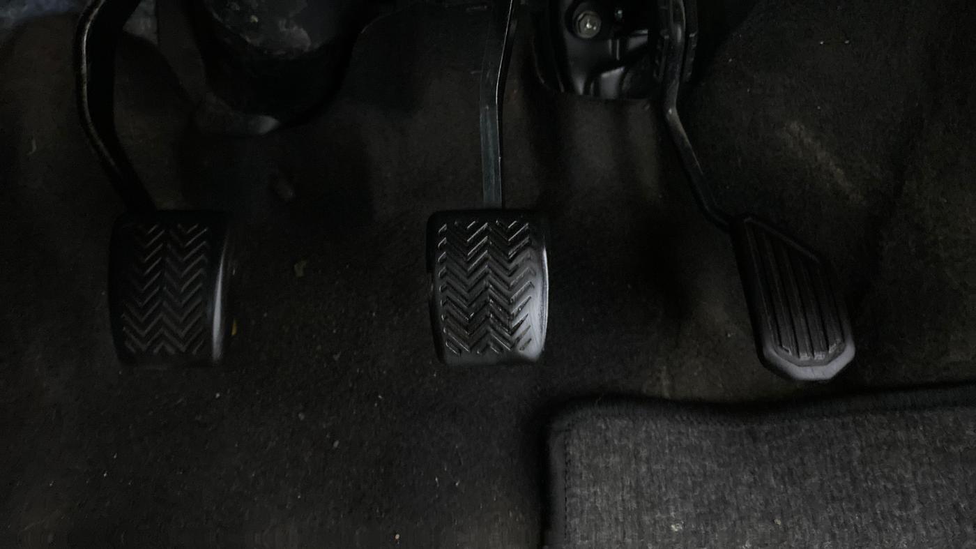 2011 Toyota Etios G, Petrol, Manual, 58,462 km, Pedals