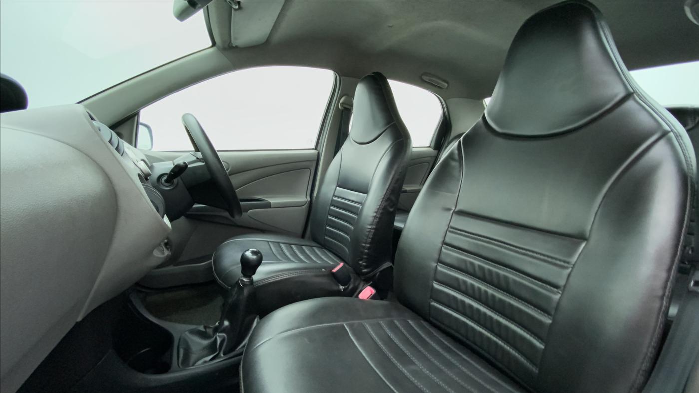 2011 Toyota Etios G, Petrol, Manual, 58,462 km, Right Side Front Door Cabin View