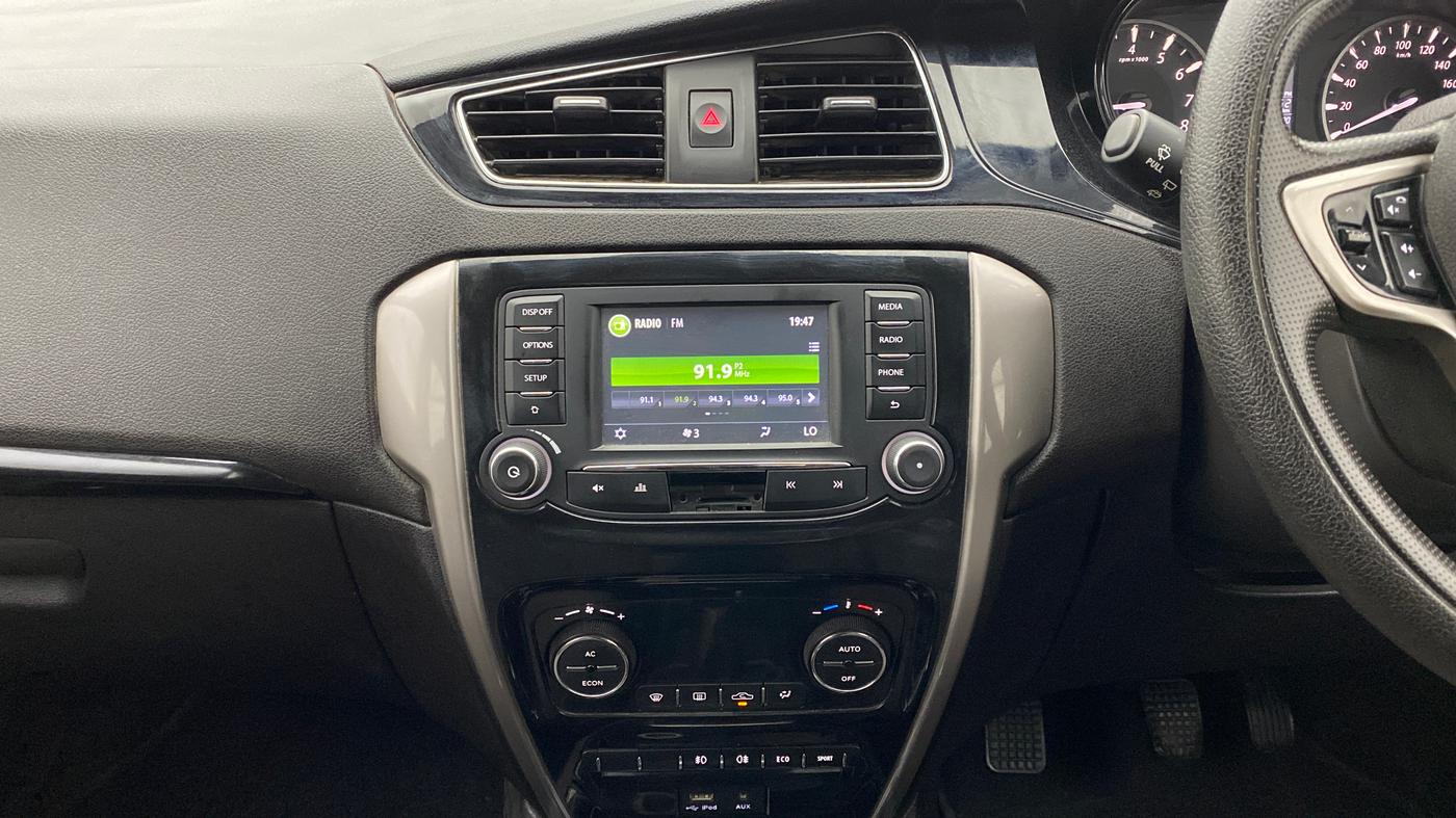 2015 Tata Bolt XT REVOTRON, Petrol, Manual, 27,262 km, Air Conditioner
