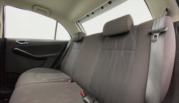 2015 Tata Bolt XT REVOTRON, Petrol, Manual, 27,262 km, Right Side Rear Door Cabin
