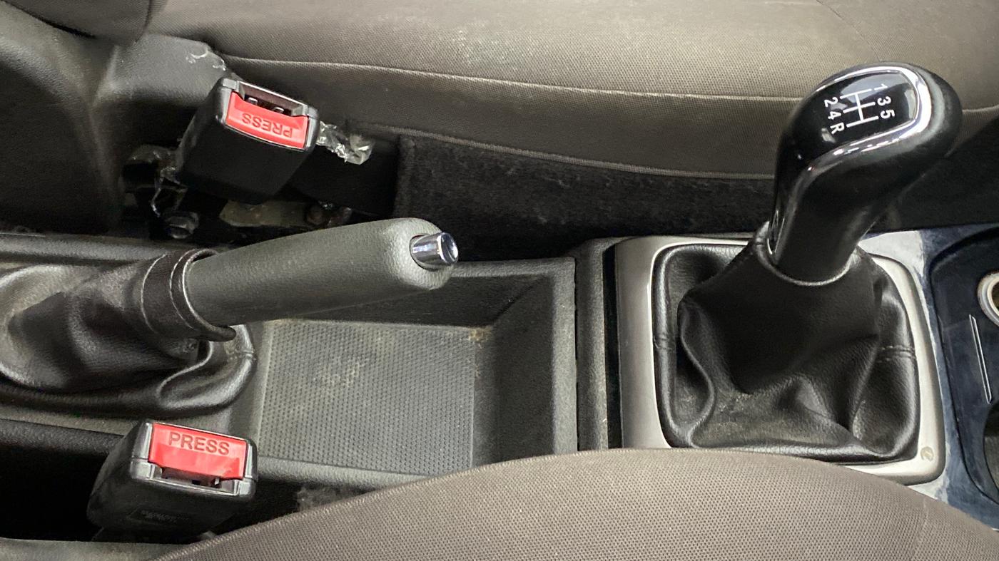 2015 Tata Bolt XT REVOTRON, Petrol, Manual, 27,262 km, Gear Lever