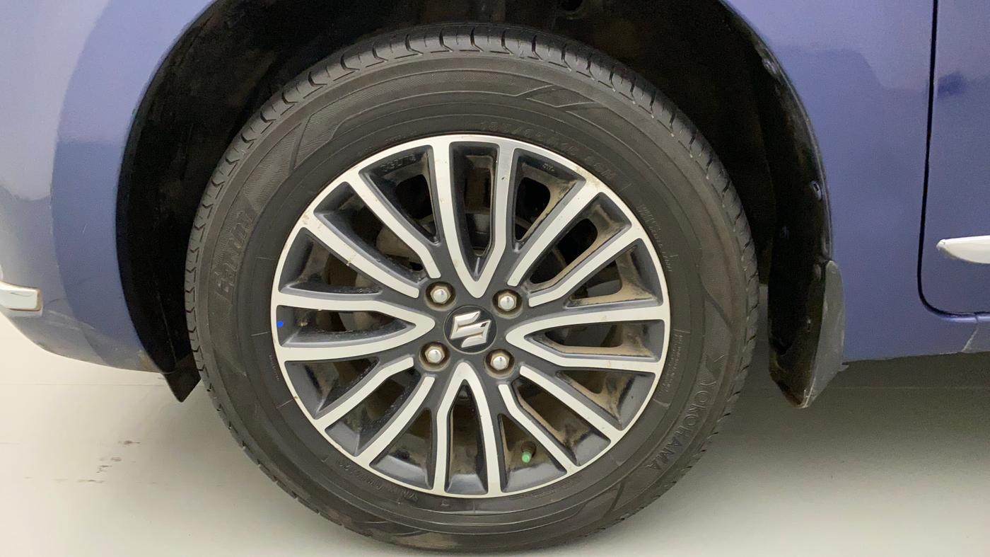 2017 Maruti Dzire ZDI PLUS, Diesel, Manual, 77,942 km, Left Front Wheel