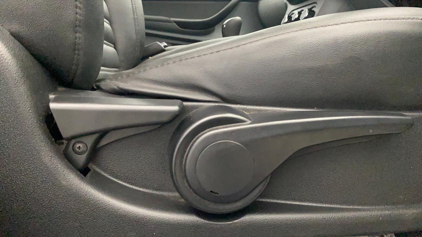 2018 Tata TIGOR XZ PETROL, Petrol, Manual, 25,443 km, Driver Side Adjustment Panel